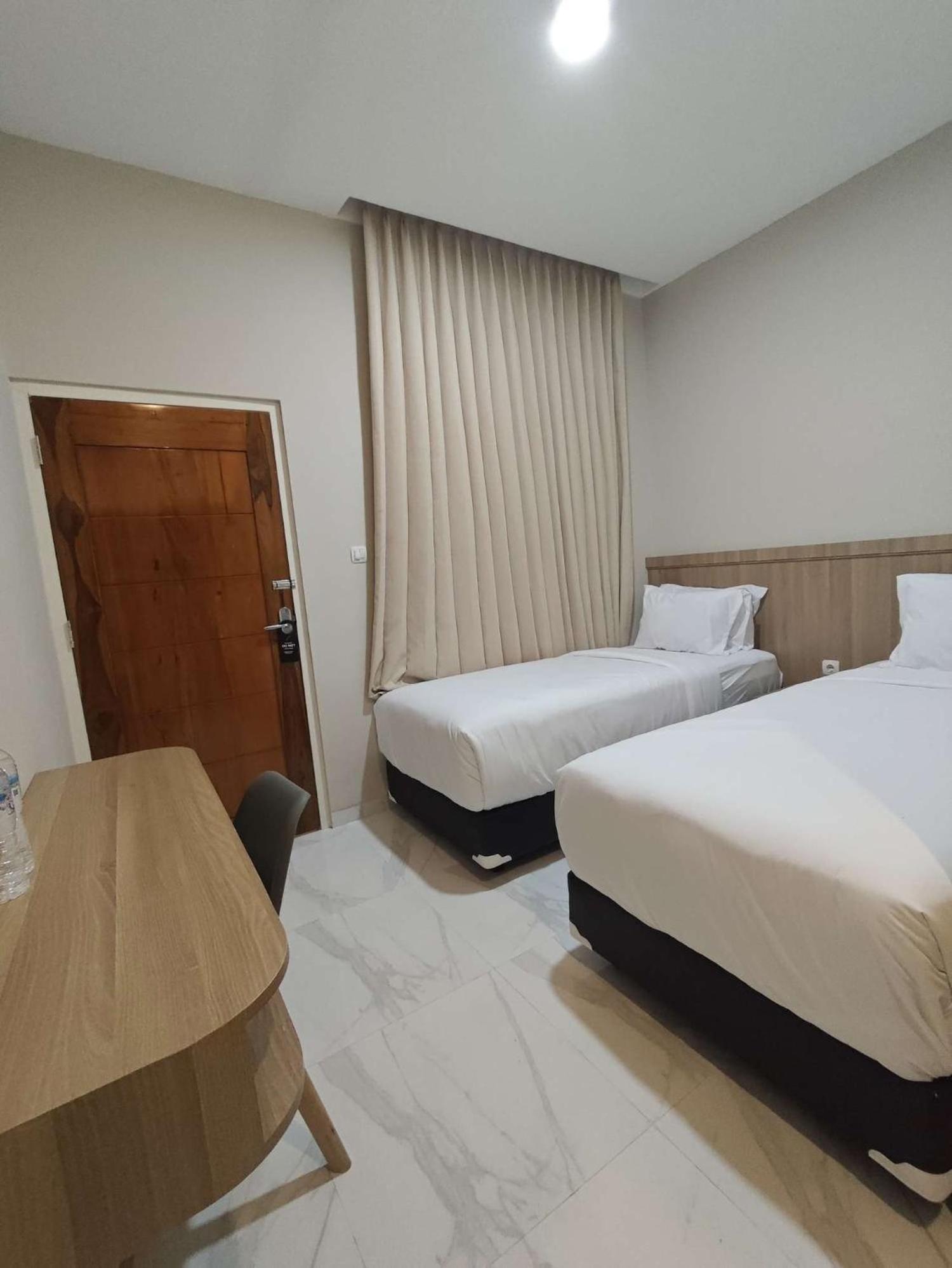 El Nipa Hotel Labuan Bajo Luaran gambar